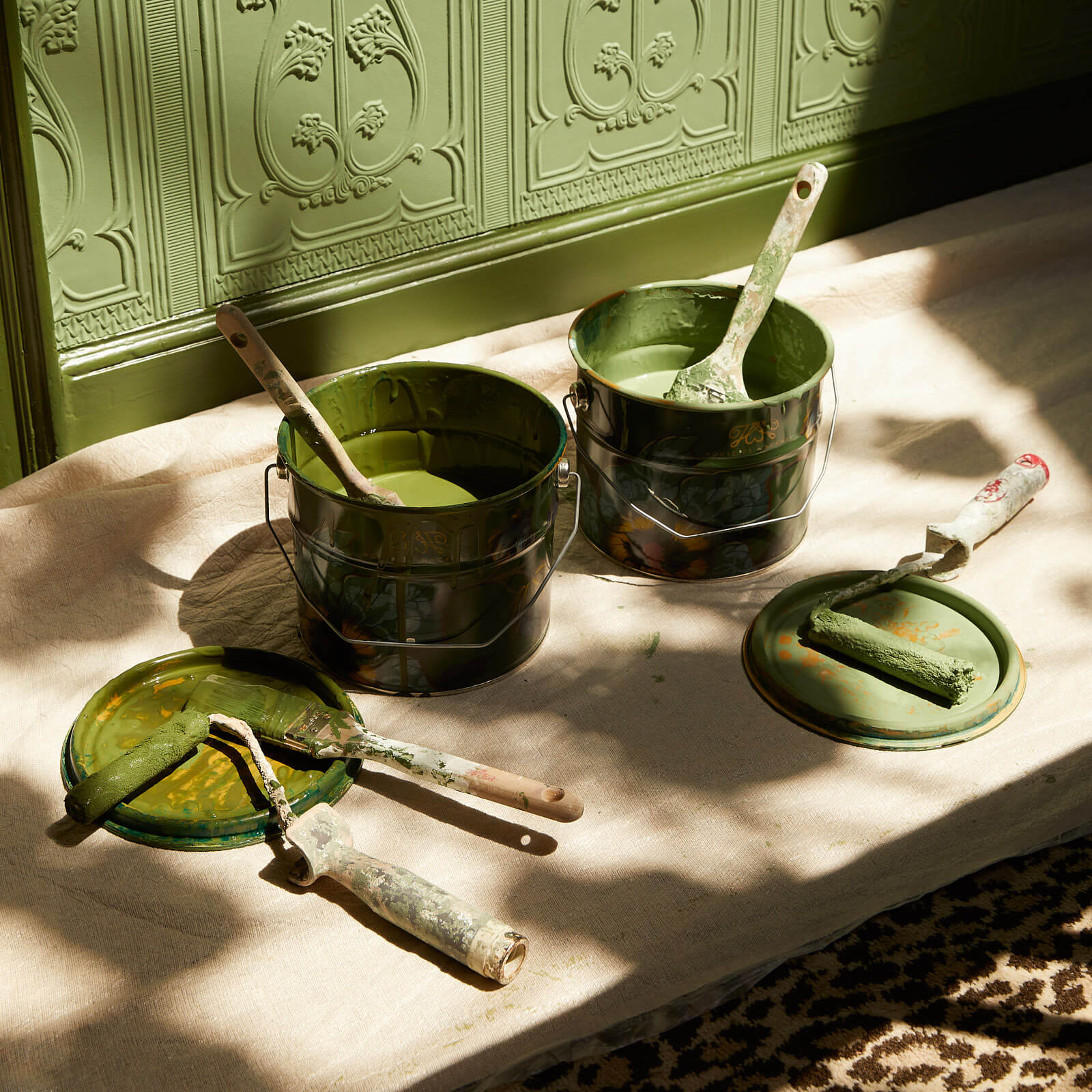 TRADE PAINT & FINISHES