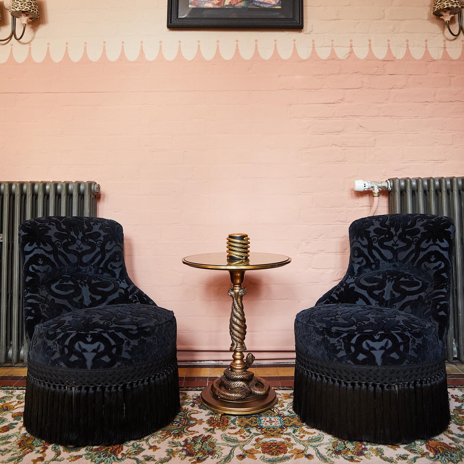 ANACONDA Velvet Gascoigne Bedroom Chair - Noir