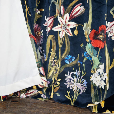 FLORA DELANICA Velvet Curtain - Midnight secondary image