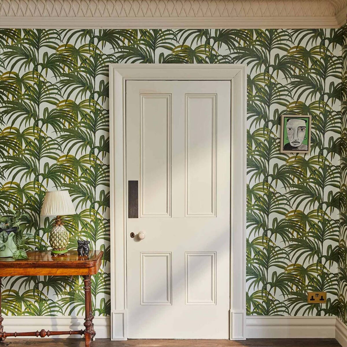 PALMERAL Wallpaper - Off White & Green