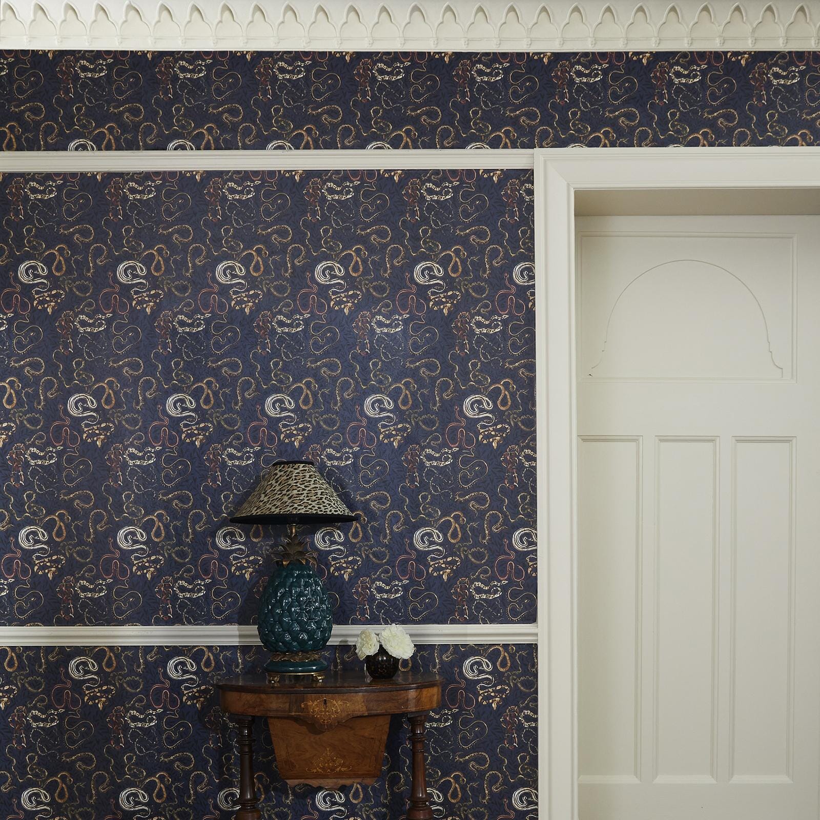 SNAKES AND ADDERS Wallpaper - Black