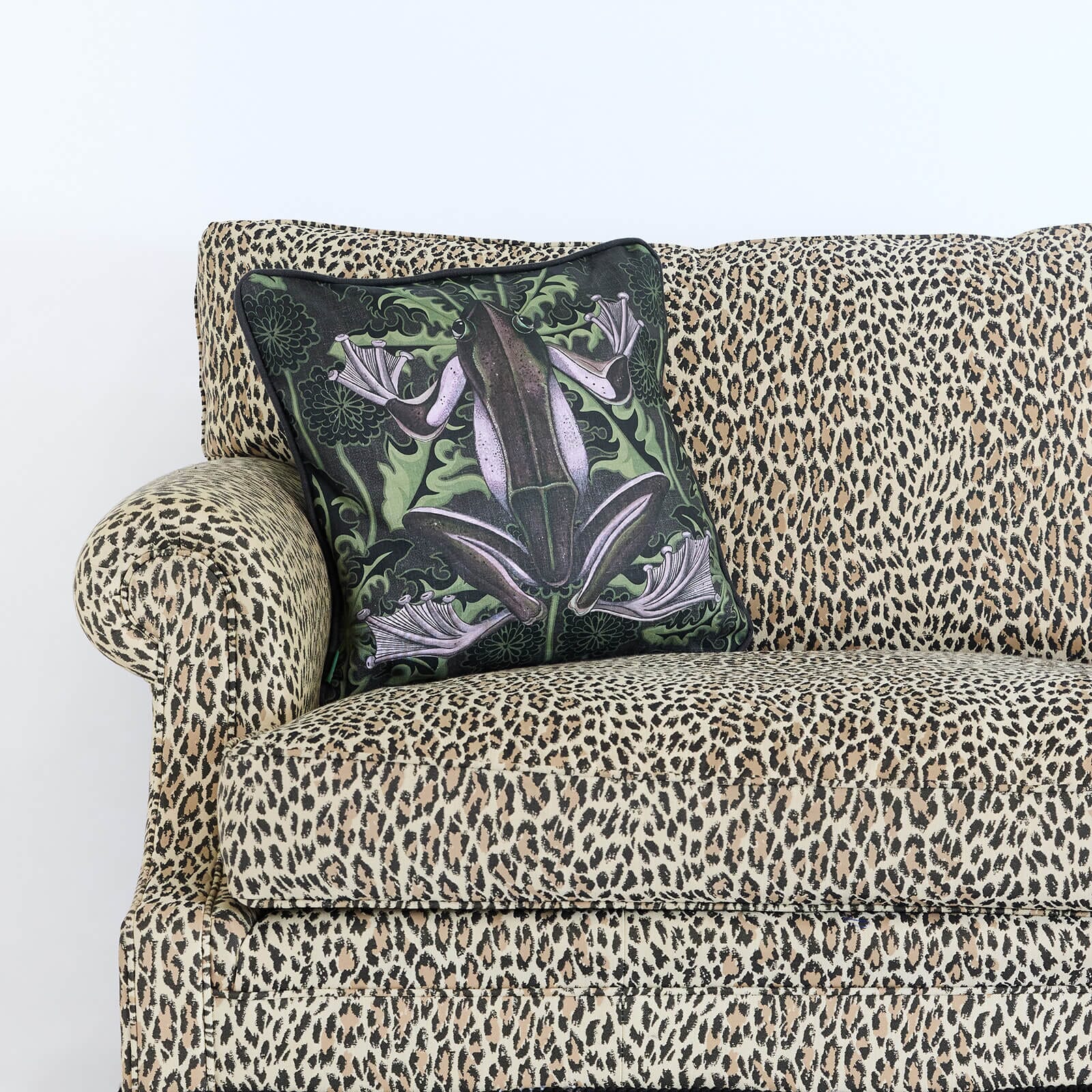 TARAXA AMPHIBIA Hemp Medium Cushion - Noir