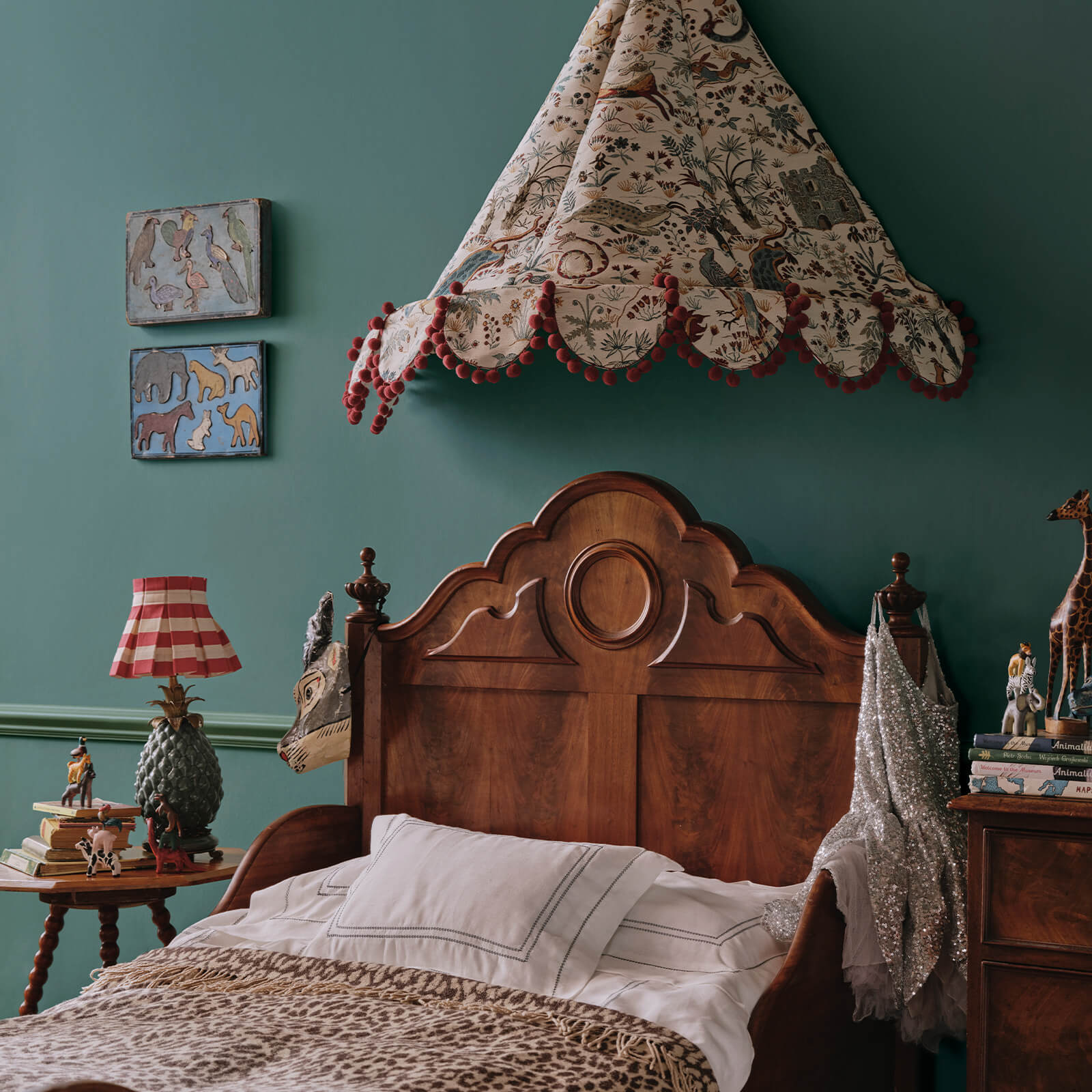 How to Use Teal in Interiors | Luxury Home Decor Guide – House of ...