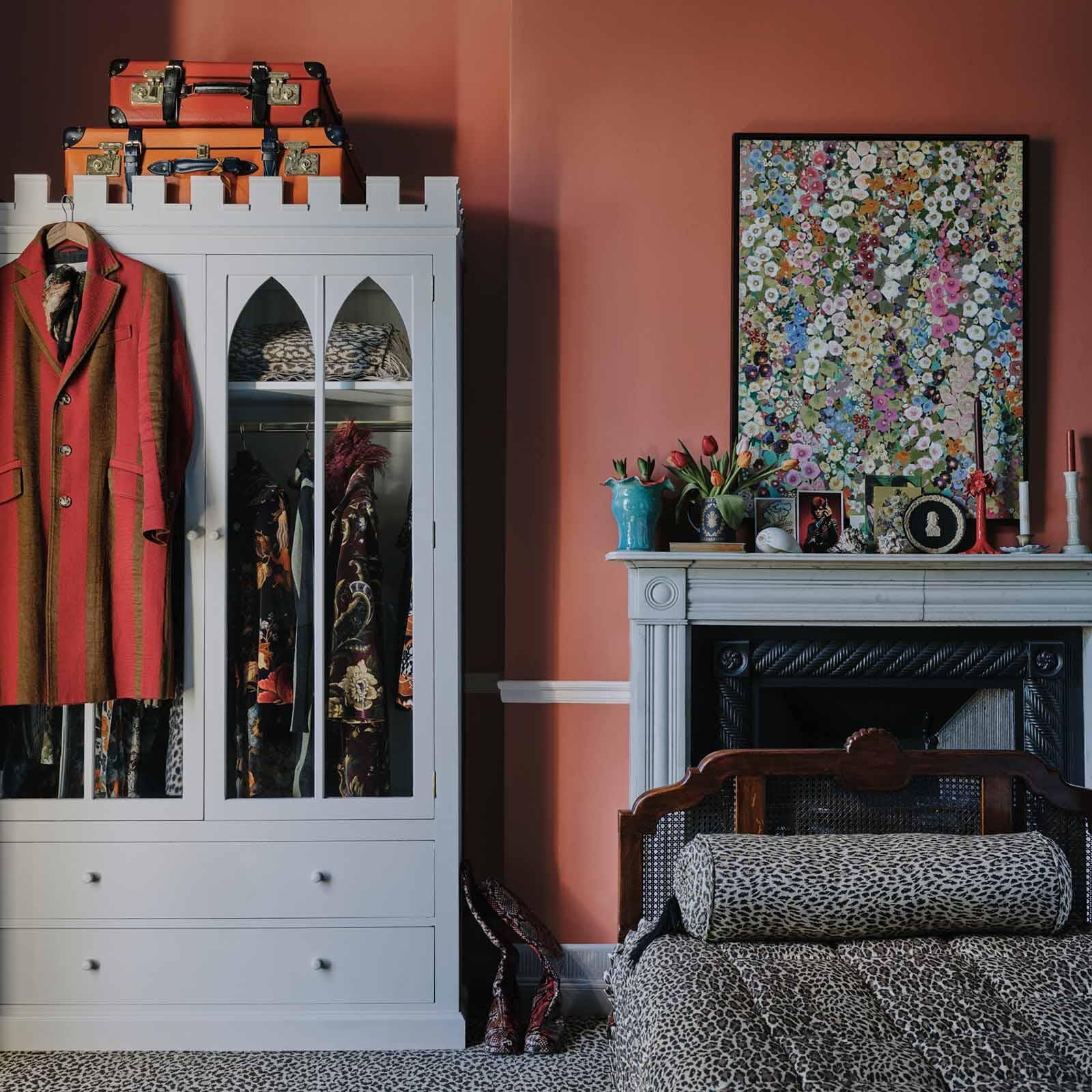 CASTLE Wardrobe - Glass Doors