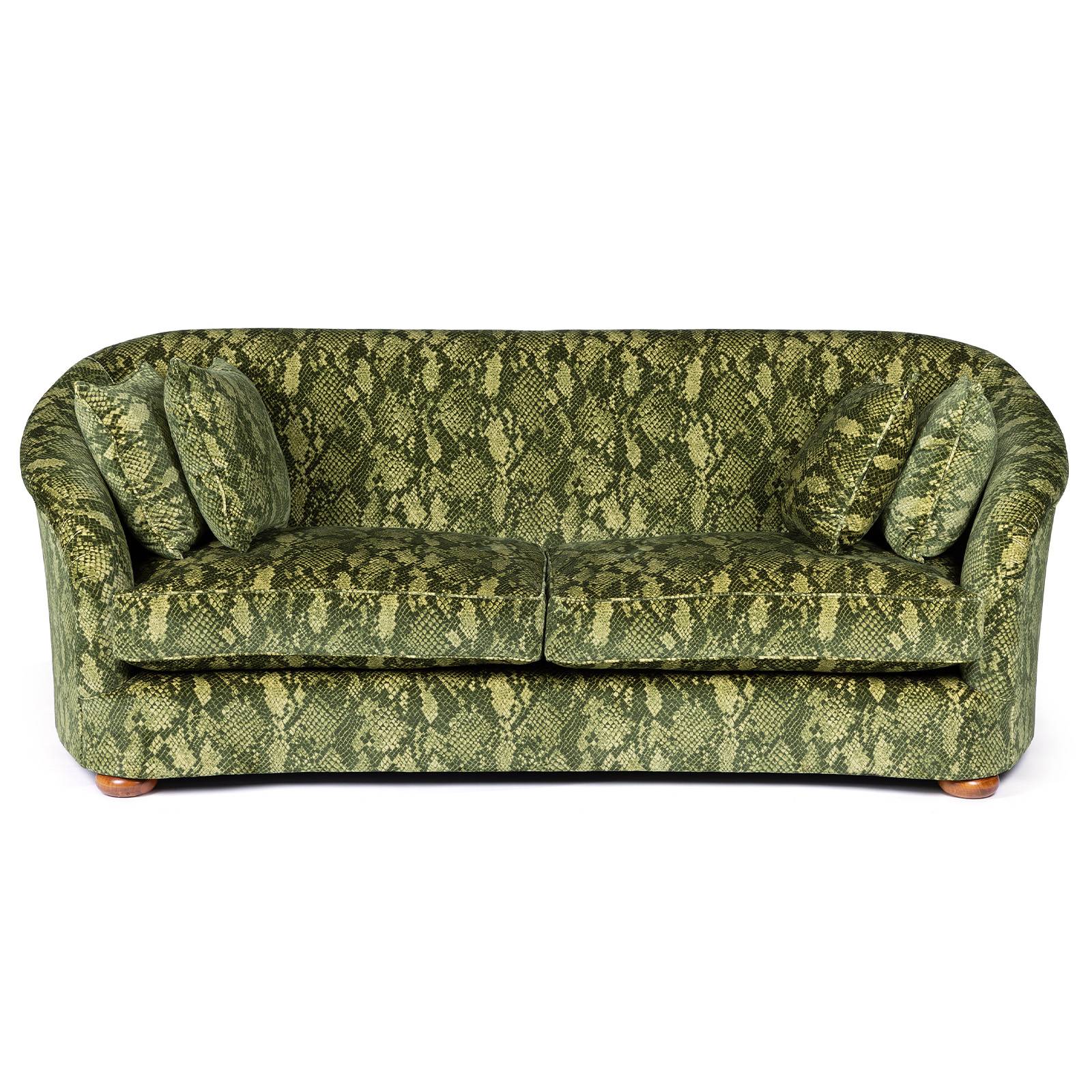 COBRA Velvet Vesper 3-Seater Sofa - Laurustine