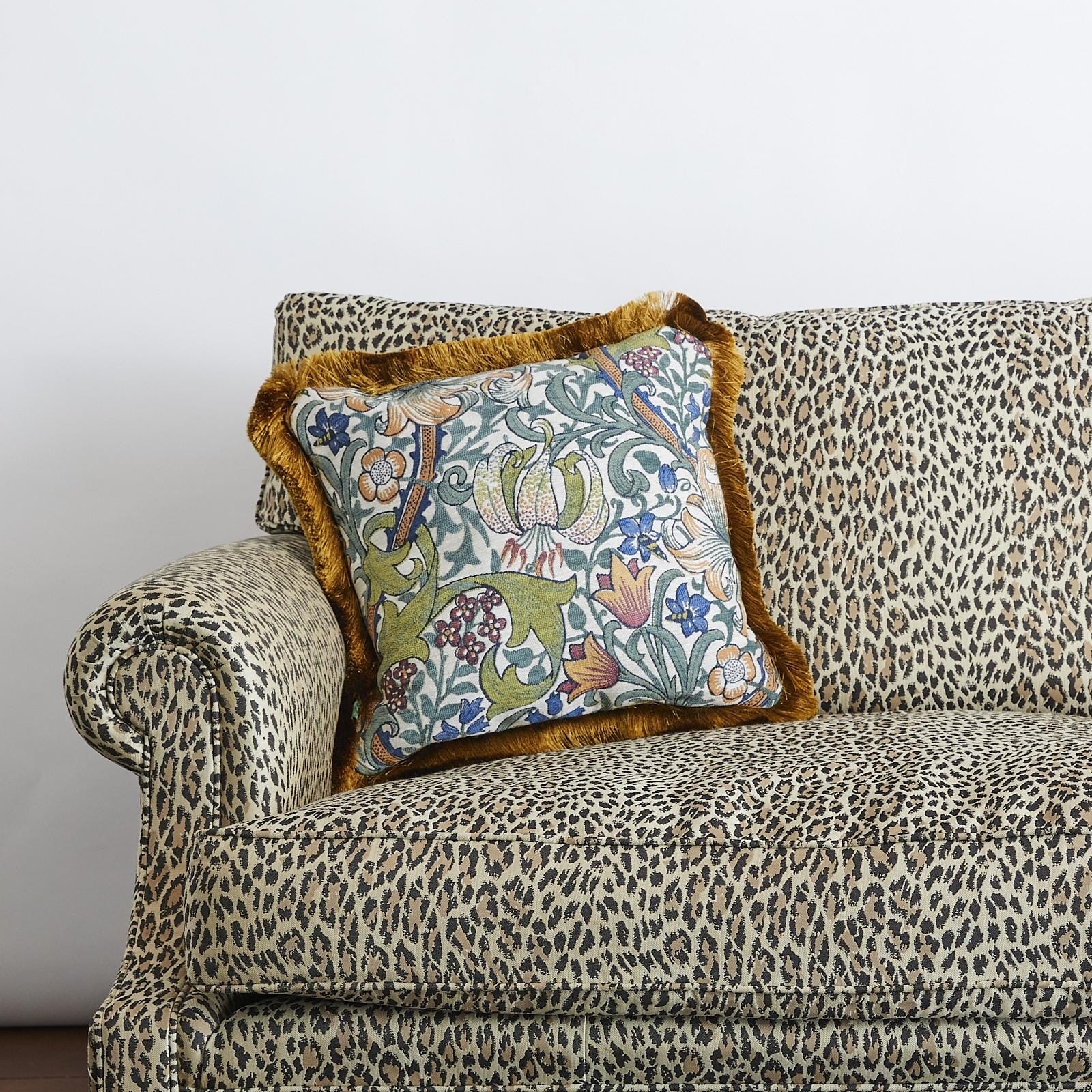 GOLDEN LILY Medium Fringed Jacquard Cushion - Parchment