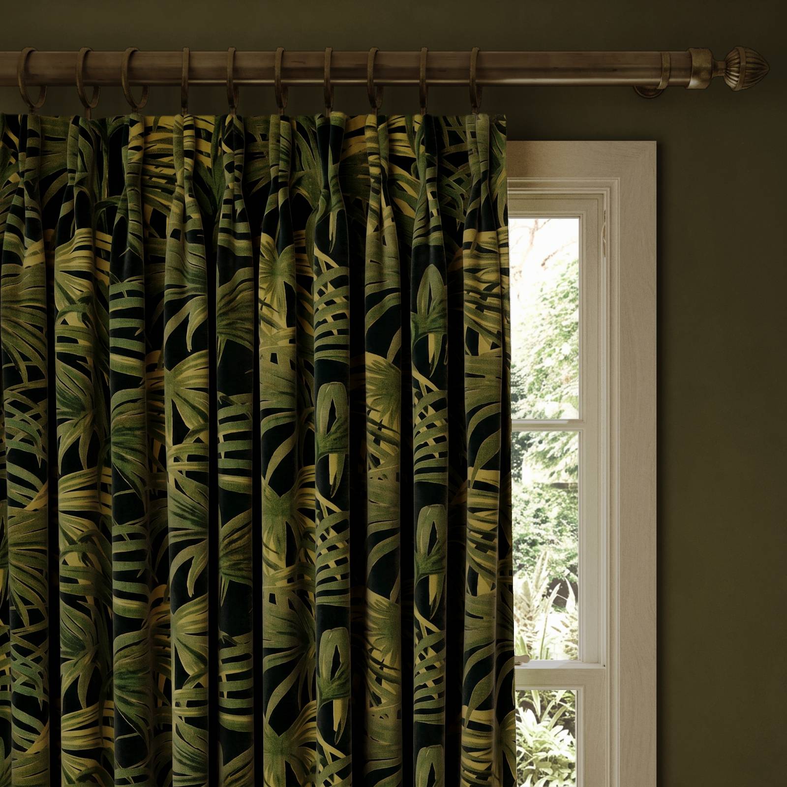PALMERAL Velvet Curtain - Midnight & Green