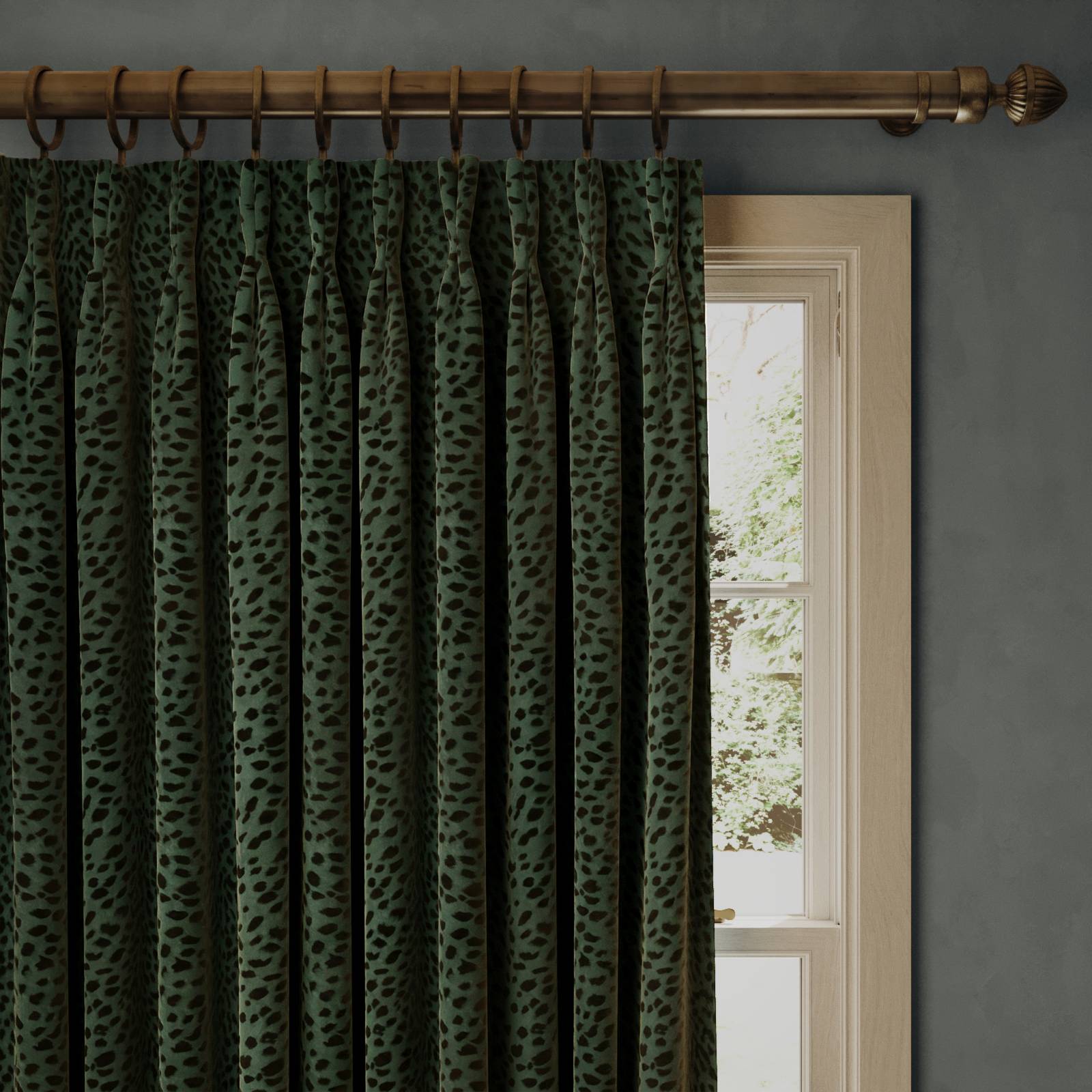 SAVANNA Velvet Curtain - Lobelia