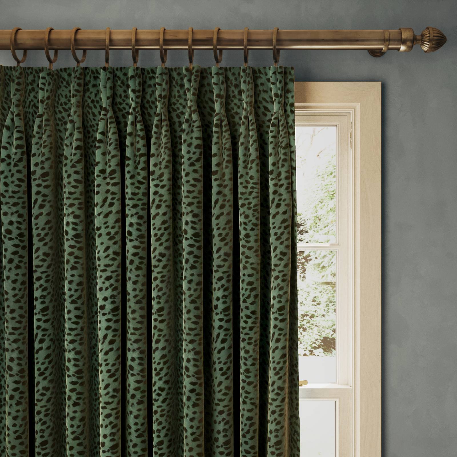 SAVANNA Velvet Curtain - Lobelia