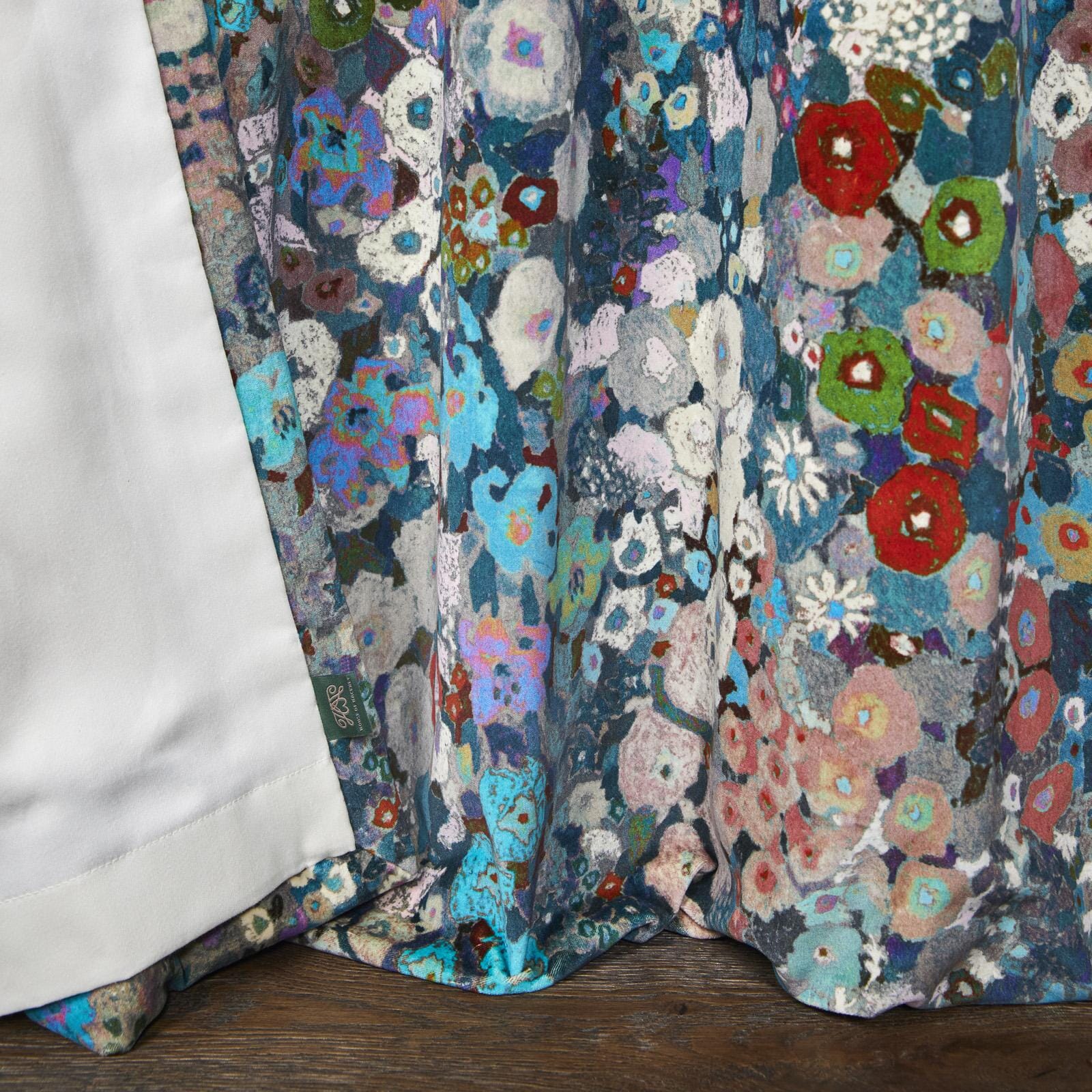 HOLLYHOCKS Velvet Curtain - Winter