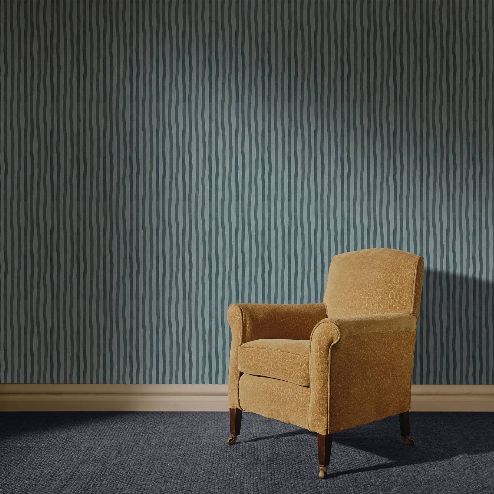a chair in a room